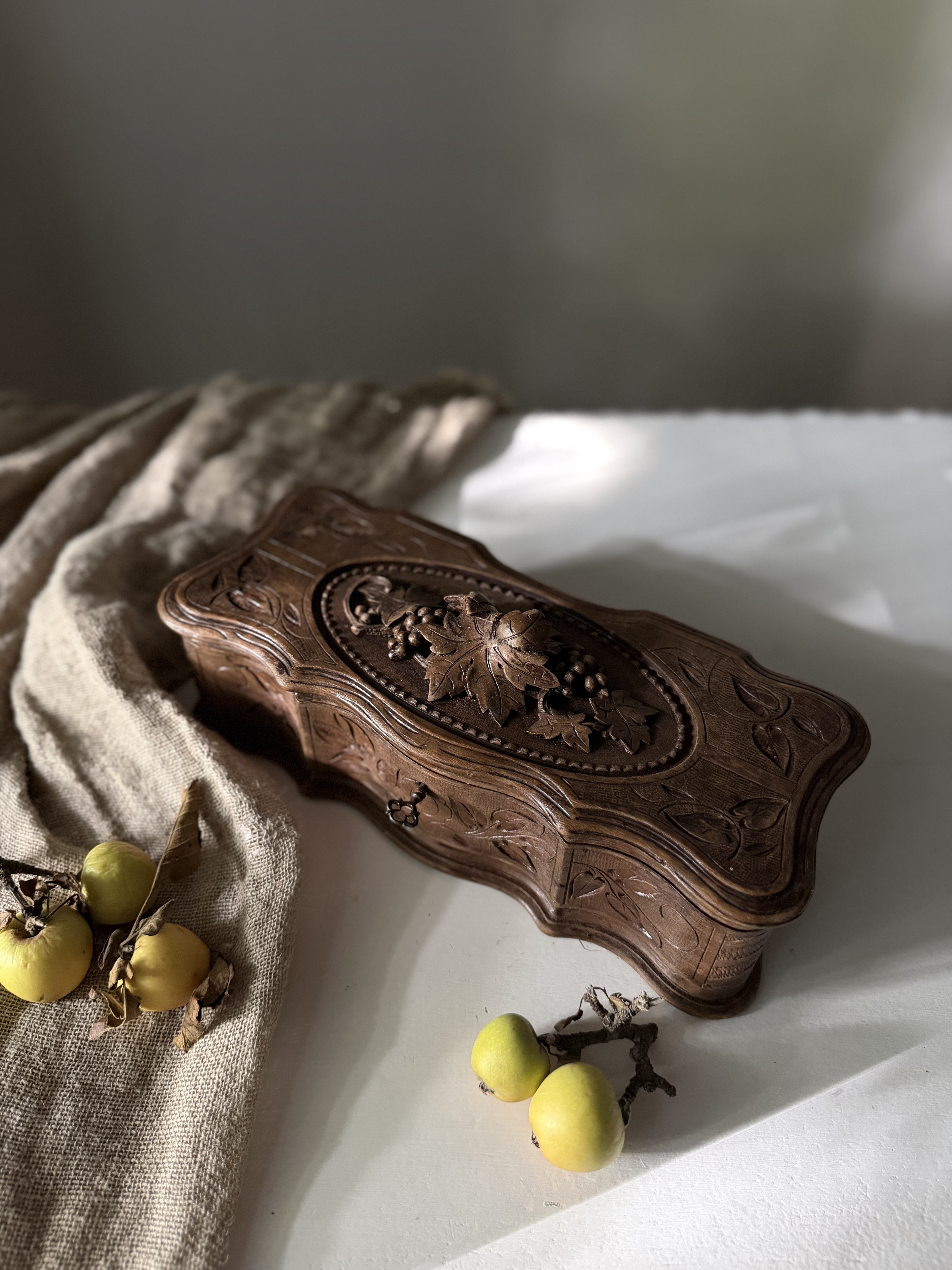 Hand-Carved Pyrenean Wood Coffret